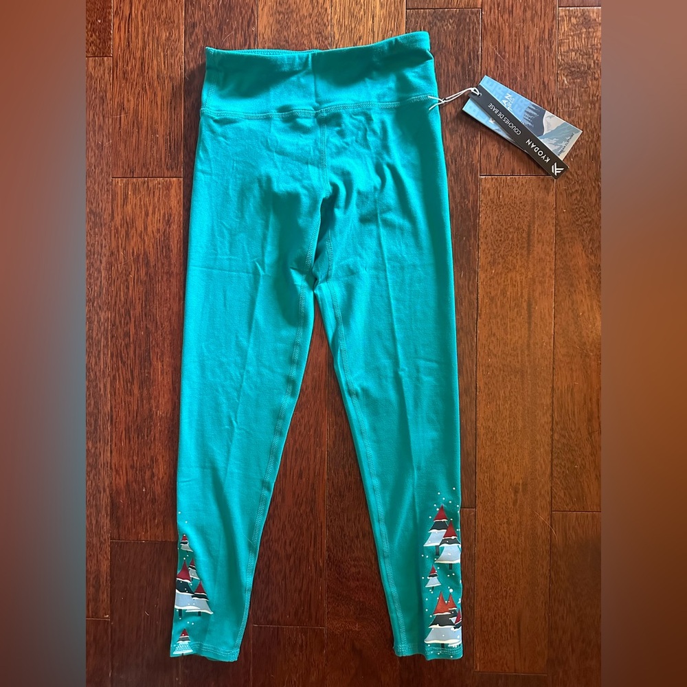 🆕 🎄 Kyodan Kids Teal Leggings with Festive Print ❄️